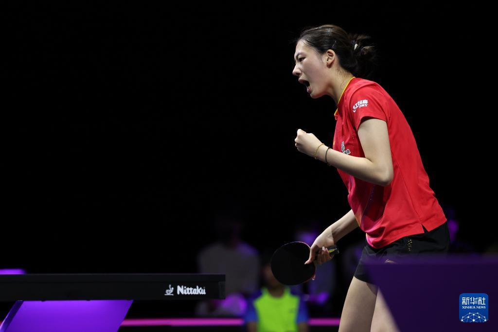 战胜法国选, 手普利蒂卡