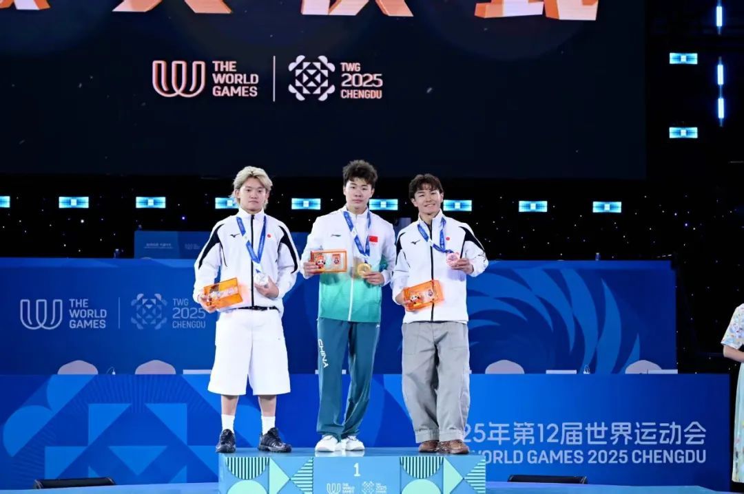 亓祥宇以, 获INS新